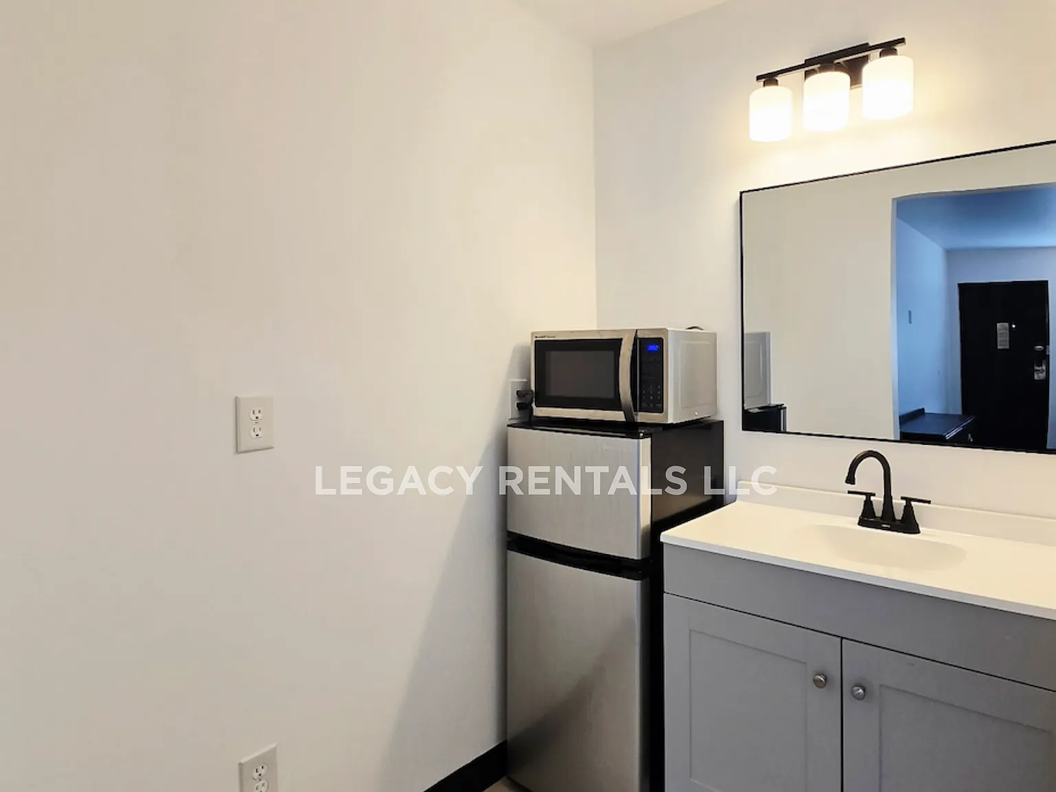 Cumberland Condos - 116 — Photo 2