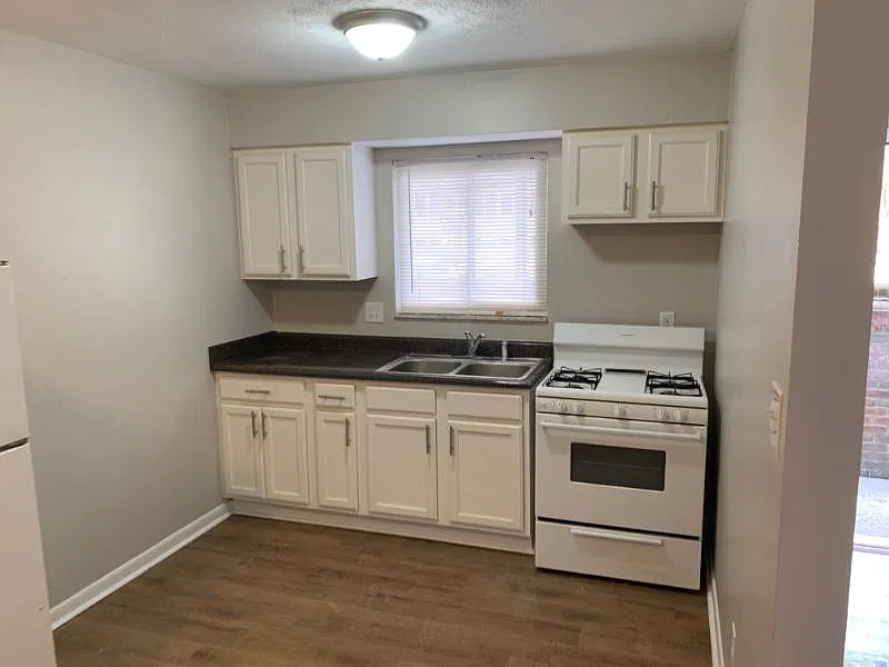 1 bed, 672 sqft, $1,245 — Photo 3