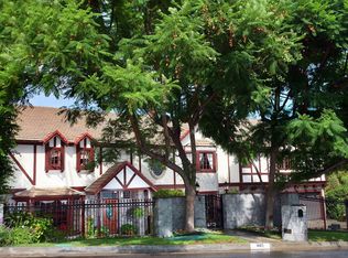 16815 Oak View Dr, Encino, CA 91436