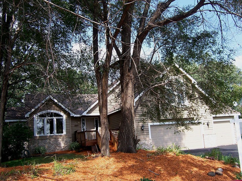 5 bedroom 3 bath fp walk out