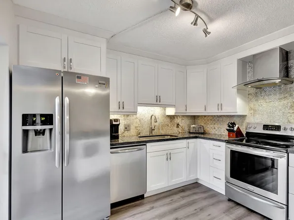 1109 11th Terrace, Palm Beach Gardens, FL 33418