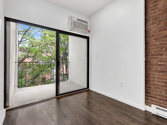 5th image of 313 W 82nd St APT 4B
