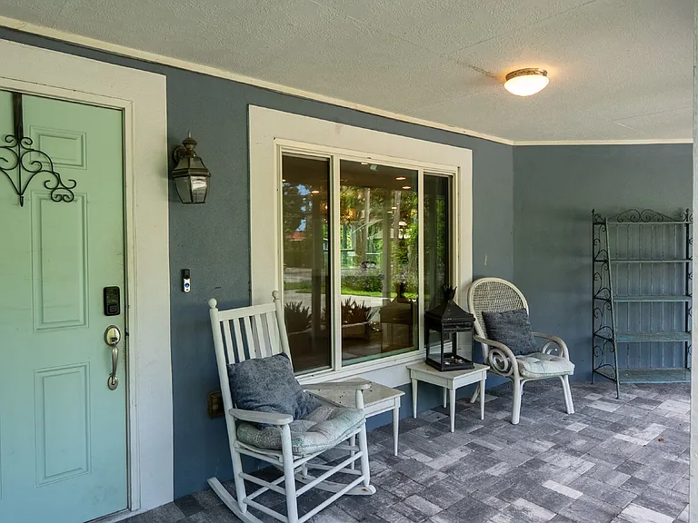 3140 Bay Shore Rd — Photo 3