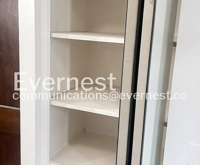 2730 Elliott Ave — Photo 21