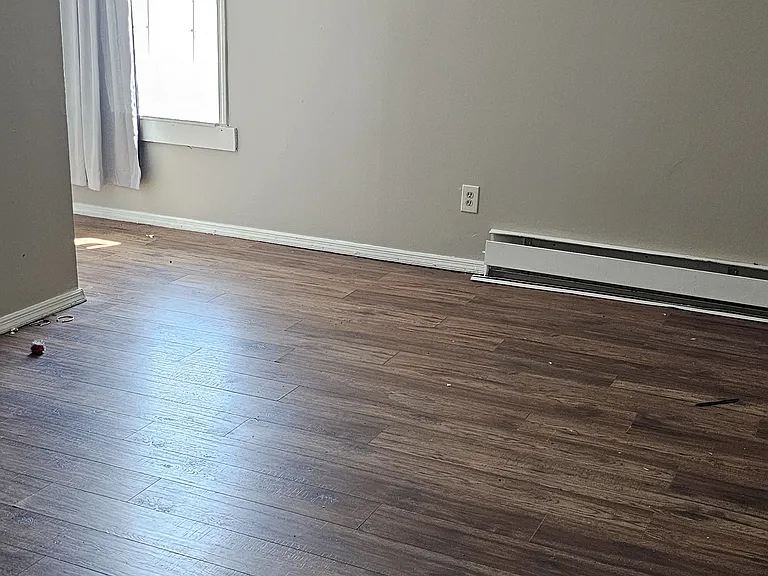 644 2nd Ave #4 — Photo 9