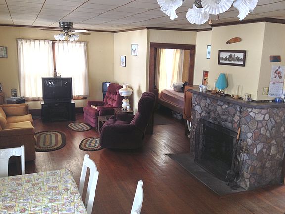 4th image of 3358 Highland Ave