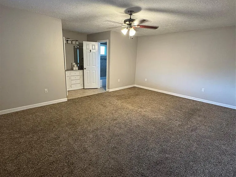 16510 Oxnard Ln — Photo 15