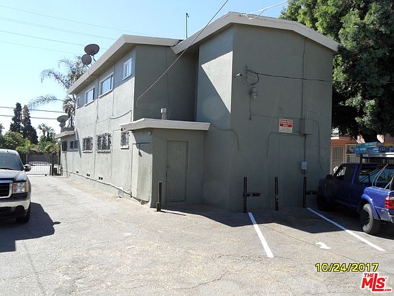 4th image of 641 W Century Blvd