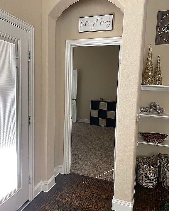 1st image of 4916 Ambergate Ln