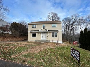 130 Brookhill Rd, Newtown Square, PA 19073