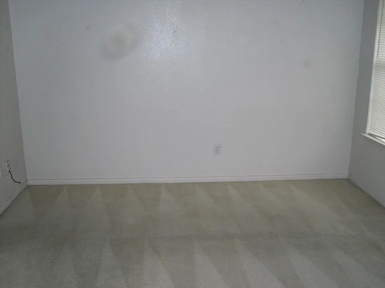 4201 Windwood Dr — Photo 4
