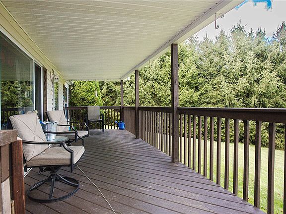 5th image of 132 Mallet Hill Ct