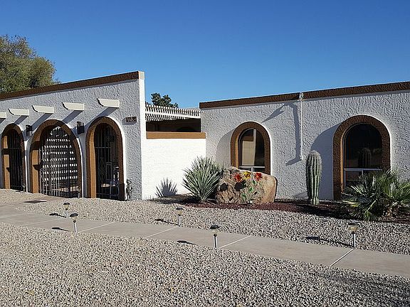 3rd image of 16025 E Ocotillo Dr