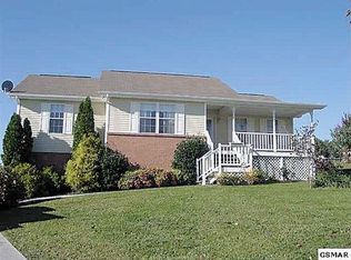 246 Dove Dr, Sevierville, TN 37876