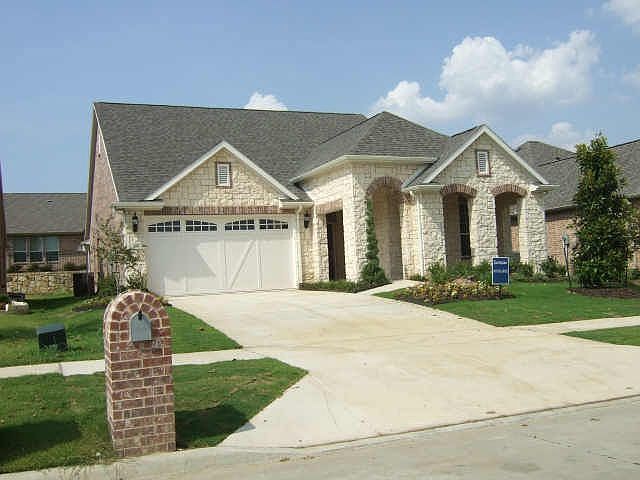 1st image of 294 Pebble Beach Dr
