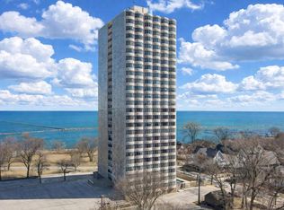 2525 South Shore DRIVE #20D, Milwaukee, WI