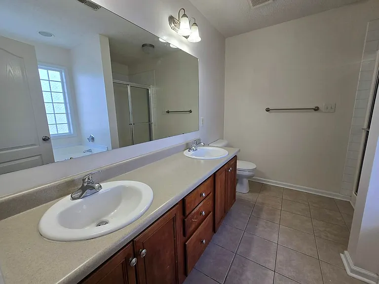 1407 Oxnop Ct — Photo 11