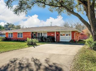 1005 23rd Ave N, Texas City, TX 77590