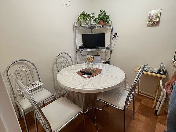 4th image of 2685 E 7th St APT 1P