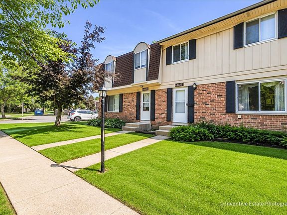 3rd image of 4027 Appleby Ln