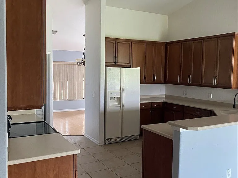 421 NW 36th Ave — Photo 15