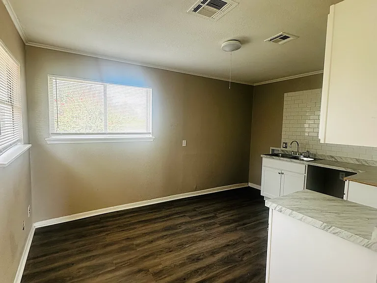 4545 SW G Ave — Photo 10