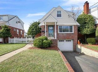 401 Chestnut Ave, South Hackensack, NJ 07606