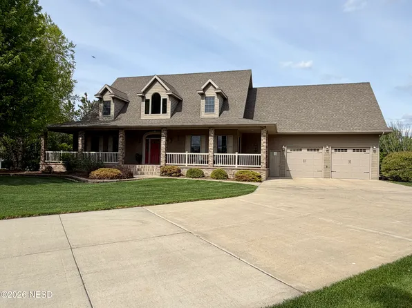 313 Highland Dr, Milbank, SD 57252