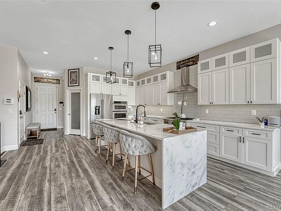 3rd image of 7848 S Joplin Court