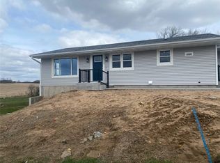 26312 W 3rd Ave, Eleva, WI 54738