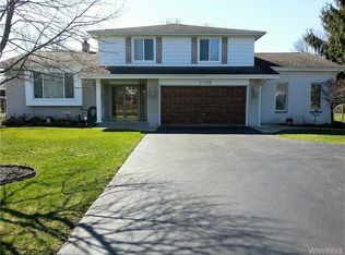 11759 Boncliff Dr, Alden, NY 14004