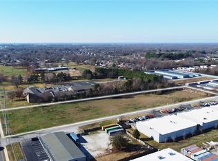 1025 W Hudson Rd, Rogers, AR 72756