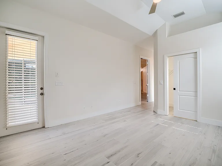 14854 Toscana Way — Photo 19