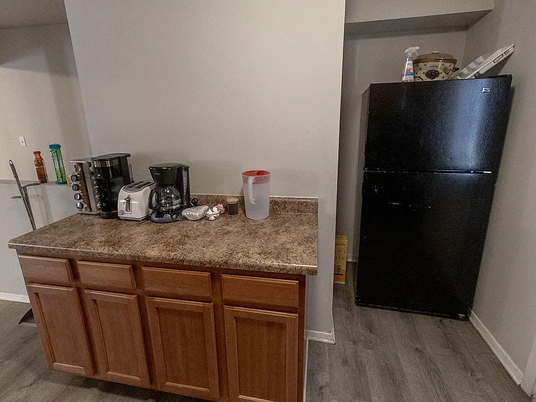 204 Wheaton Ct — Photo 11