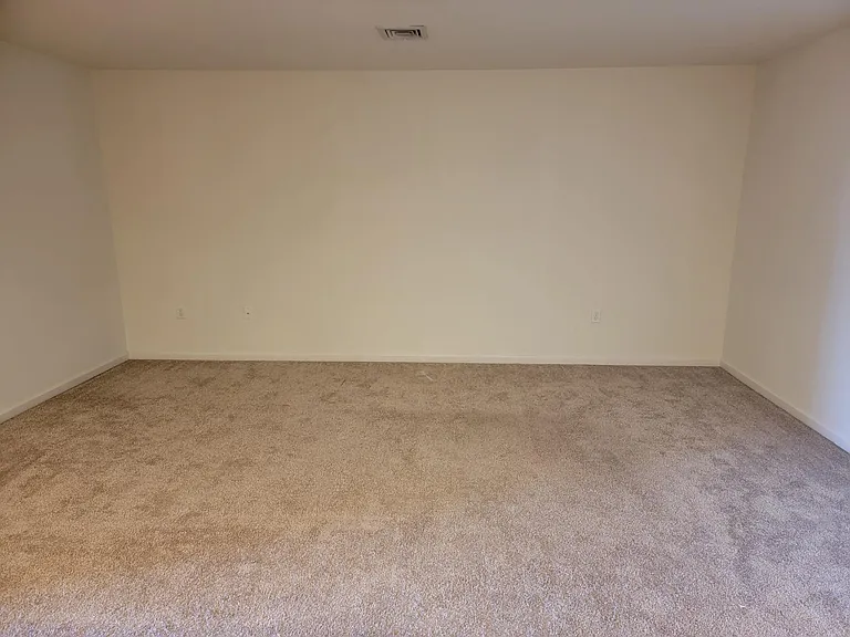 53 Michael Ln #8 — Photo 5