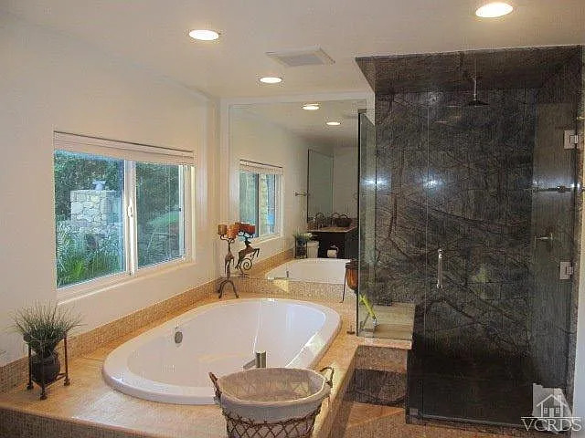 1891 Ramona Dr — Photo 17