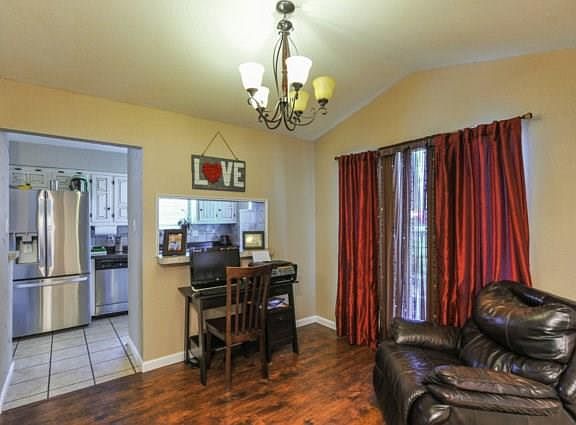5th image of 1013 Tower Dr