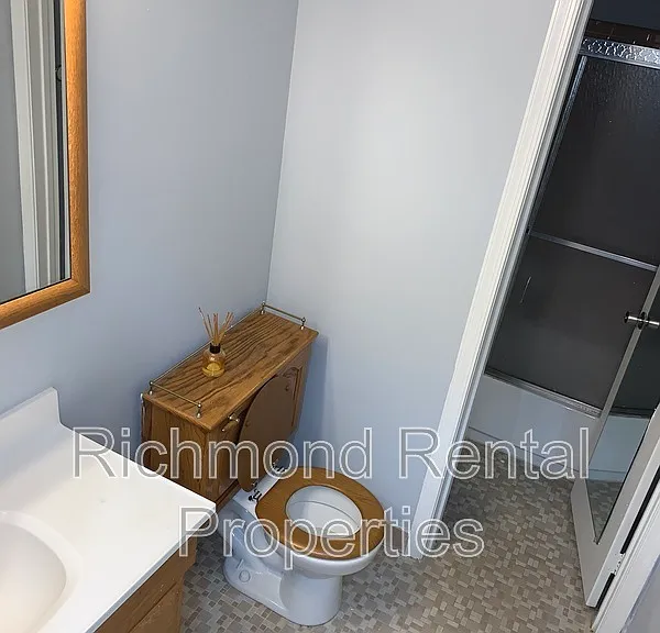 4 Skipwith Green Cir — Photo 23