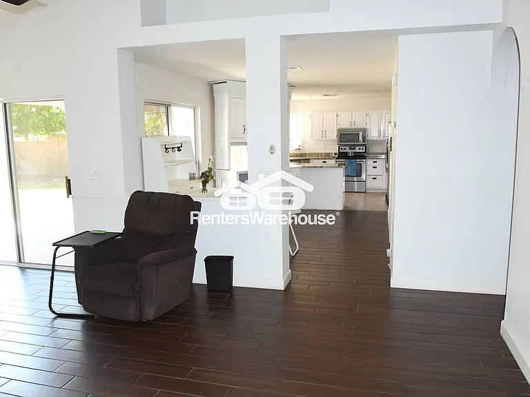 2939 E Minton St — Photo 14