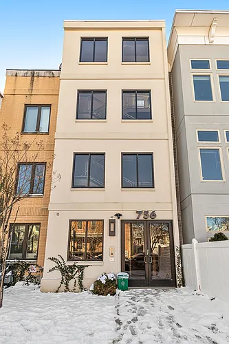 756 Park Rd NW #1 Photo 1
