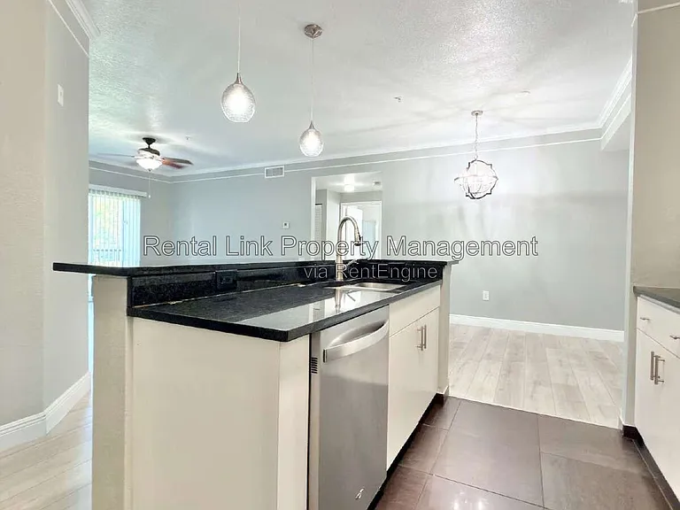 11530 Villa Grand #1115 — Photo 17