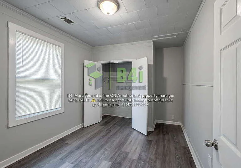 108 International St — Photo 12