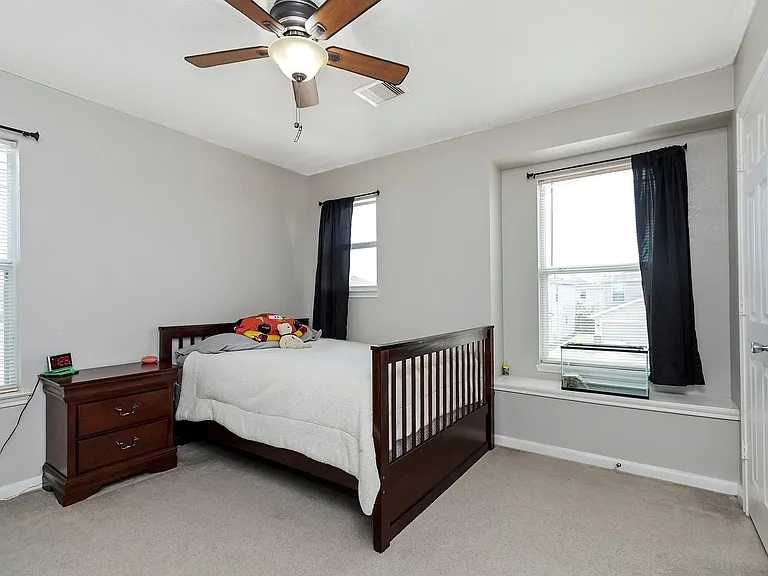 20738 Fair Castle Dr — Photo 23