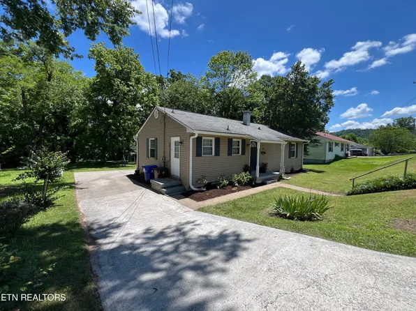 136 Athens Rd, Oak Ridge, TN 37830