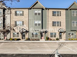 720 Elkins Dr, Lebanon, TN 37087