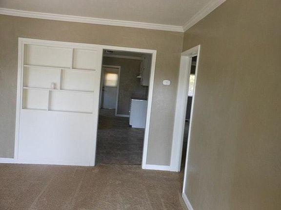 View towards kitchen