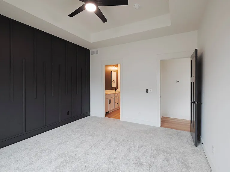 8620 S 50th Ct — Photo 20