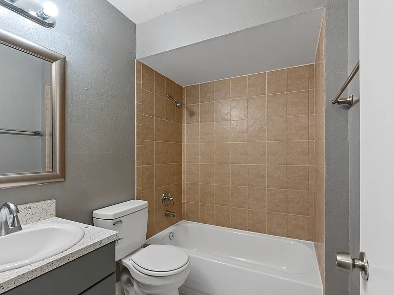 21102 Voyager Blvd #1 — Photo 15