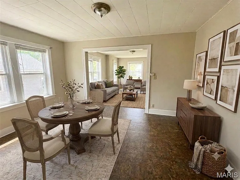 2406 Edison Ave — Photo 17