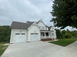 566 Rosewind Ln, Winston Salem, NC 27106